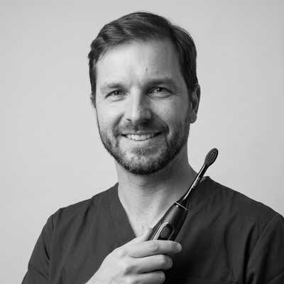 Dr Daniel Harrington, BDS, MSc